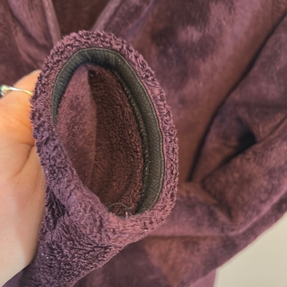 The North Face Purple Fleece Sweatshirt Half-Zip - Picture 8 of 8